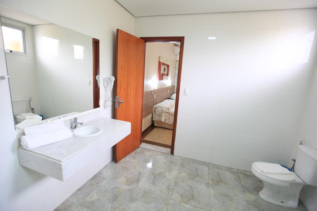 Hotel Oly Plaza Piracicaba Bilik gambar